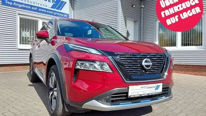 Rot Gebraucht 2024 Nissan X-Trail Tekna SUV | 36.900 € (Fairer Preis)