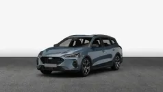 Chrome blue metallic Gebraucht 2024 Ford Focus ST-Line X Kombi | 26.428 € (Fairer Preis)