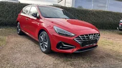 Engine red Gebraucht 2024 Hyundai i30 Advantage Limousine | 24.750 € (Fairer Preis)