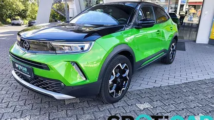 Second-hand Opel Mokka-e Ultimate 100 kW (136 CP) 2022 Verde SUV