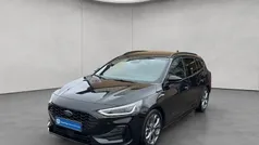 Schwarz Gebraucht 2023 Ford Focus ST-Line Kombi | 25.750 € (Fairer Preis)
