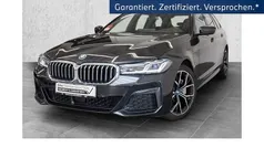 Black sapphire Gebraucht 2022 BMW 530e M Sport Kombi | 35.990 € (Fairer Preis)
