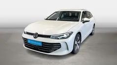 Oryxweiss perlmutteffekt Gebraucht 2024 VW Passat Business Kombi | 30.420 € (Superpreis)