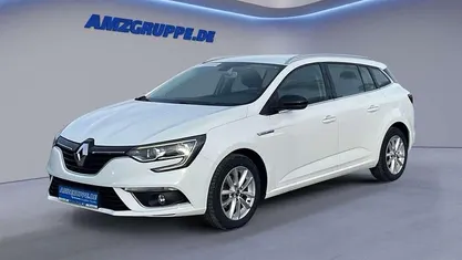 Begagnad Renault Mégane GrandTour LIMITED 132 HK (97 kW) 2017 Vit Kombi