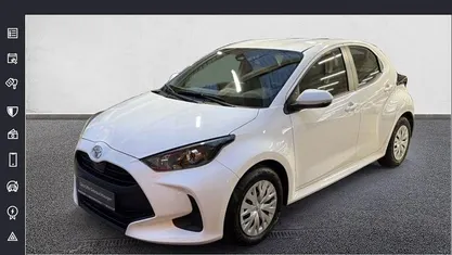Schneeweiß Gebraucht 2022 Toyota Yaris Comfort Kleinwagen | 13.490 € (Fairer Preis)