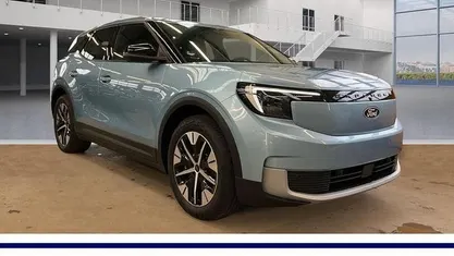 Arctic blue Gebraucht 2024 Ford Explorer Extended Range SUV | 36.880 € (Superpreis)