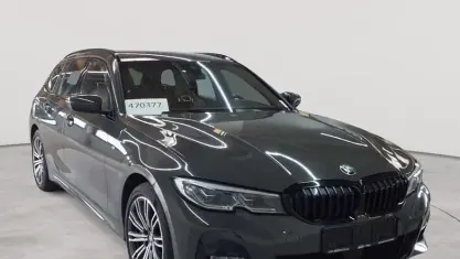 Gebraucht BMW 330 M Sport 184 PS (135 kW) 2021 Grau Kombi