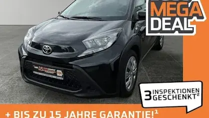 Gebraucht Toyota Aygo X X-play 72 PS (52 kW) 2023 Mysticschwarz mica metallic SUV