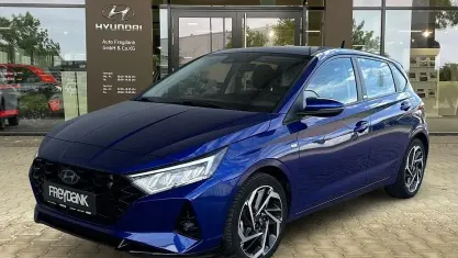 Gebraucht Hyundai i20 Intro Edition 101 PS (74 kW) 2021 Intense blue Kleinwagen