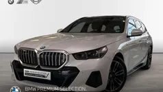Mineralweiß Gebraucht 2024 BMW 520 M Sport Kombi | 57.330 € (Fairer Preis)