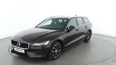 Braun Gebraucht 2020 Volvo V60 Momentum Kombi | 24.590 € (Fairer Preis)