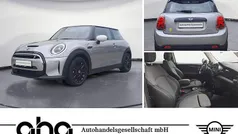 Silber Gebraucht 2023 Mini Cooper SE Classic Kleinwagen | 18.690 € (Guter Preis)