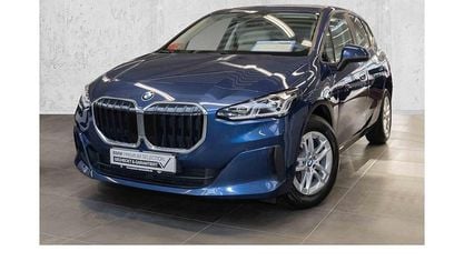 Gebraucht BMW 218 Active Tourer Luxury Line 150 PS (110 kW) 2023 Phytonicblau Van / Kleinbus