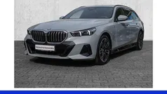 Gebraucht 2024 BMW 520 Performance Kombi | 50.690 € (Fairer Preis)