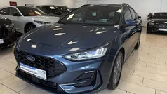 Blau Gebraucht 2022 Ford Focus ST-Line Kombi | 19.980 € (Guter Preis)