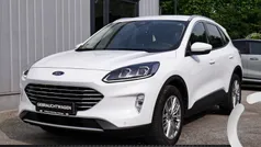 Frozenwhite (weiß) Gebraucht 2022 Ford Kuga Titanium SUV | 25.990 € (Fairer Preis)