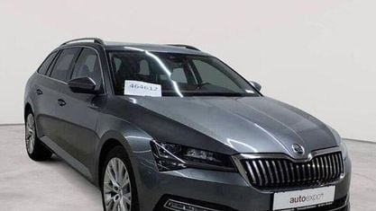 Używany Skoda Superb Style 280 KM (205 kW) 2022 Szary Kombi