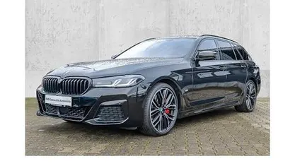 Gebraucht BMW 530 M Sport 286 PS (210 kW) 2023 Kombi