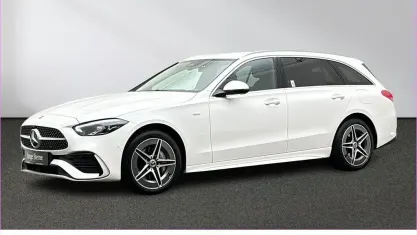 Gebraucht Mercedes C300e AMG 313 PS (230 kW) 2025 Polarweiß uni Kombi