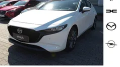 Weiß Gebraucht 2022 Mazda 3 Selection Limousine | 23.990 € (Fairer Preis)