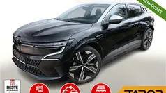 Schwarz Gebraucht 2025 Renault Mégane Iconic Limousine | 29.488 € (Superpreis)