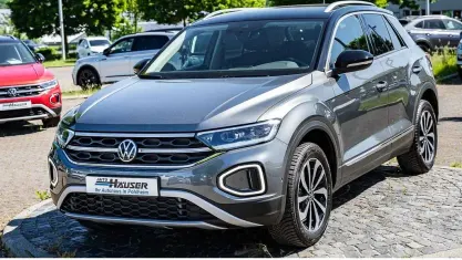 Gebraucht VW T-Roc Style 150 PS (110 kW) 2025 Grau SUV