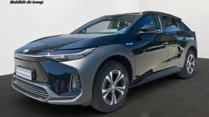 Gebraucht Toyota bZ4X Basis 150 kW (204 PS) 2022 Onyxschwarz SUV