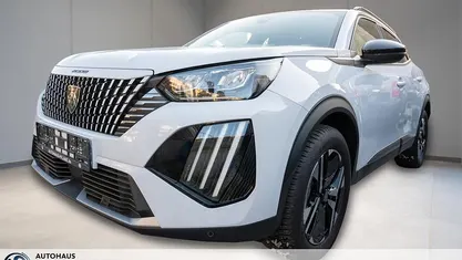 Gebraucht Peugeot 2008 Allure 136 PS (100 kW) 2025 Weiss SUV