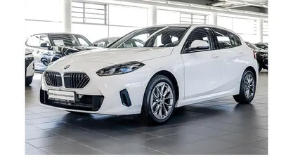 Gebraucht BMW 120 Shadowline 156 PS (114 kW) 2025 Weiß Kleinwagen