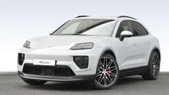 Eisgraumetallic Gebraucht 2024 Porsche Macan SUV | 98.800 € (Superpreis)