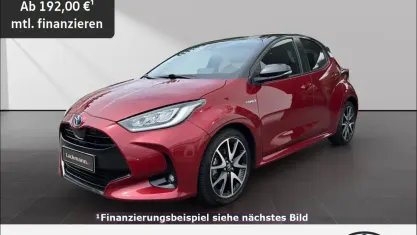 Gebraucht Toyota Yaris Style 116 PS (85 kW) 2021 Tokiorot/mysticschwarz Kleinwagen