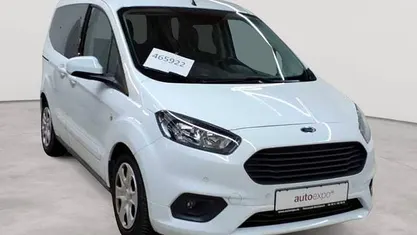 Gebraucht Ford Tourneo Courier Trend 101 PS (74 kW) 2021 Van / Kleinbus