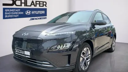Gebraucht Hyundai Kona Trend 150 kW (204 PS) 2022 Grau SUV