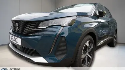 Gebraucht Peugeot 3008 Allure 131 PS (96 kW) 2024 Blau SUV