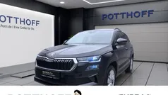 Schwarz Gebraucht 2024 Skoda Karoq Selection SUV | 30.977 € (Fairer Preis)