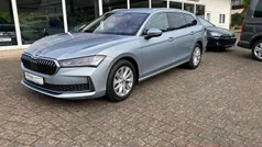 Silber metallic Neu 2025 Skoda Superb Selection Kombi | 35.900 € (Superpreis)