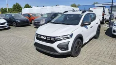 Weiß Gebraucht 2025 Dacia Sandero Essentiel Kleinwagen | 14.949 € (Superpreis)