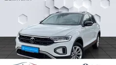 Weiss Gebraucht 2024 VW T-Roc Life SUV | 27.770 € (Superpreis)