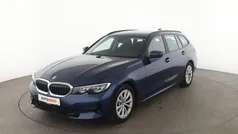 Blau Gebraucht 2021 BMW 318 Advantage Kombi | 24.270 € (Fairer Preis)