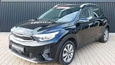 Schwarz Gebraucht 2023 Kia Stonic Vision SUV | 18.490 € (Fairer Preis)