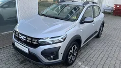 Grau Gebraucht 2023 Dacia Sandero Expression Kleinwagen | 17.888 € (Fairer Preis)