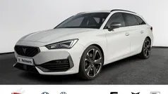 Weiß Gebraucht 2023 Cupra Leon VZ Limousine | 32.957 € (Fairer Preis)