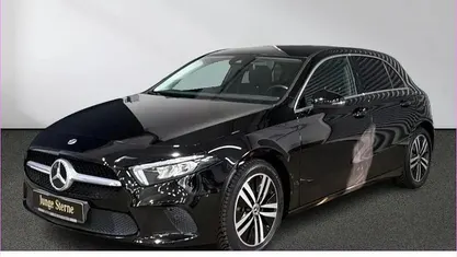 Gebraucht Mercedes A200 Progressive 150 PS (110 kW) 2021 Limousine
