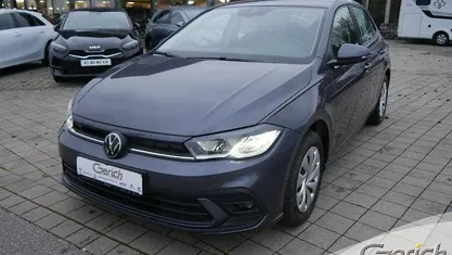 Grau Gebraucht 2024 VW Polo Life Limousine | 17.900 € (Guter Preis)