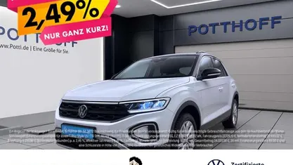 Weiss Gebraucht 2024 VW T-Roc Life SUV | 28.177 € (Guter Preis)