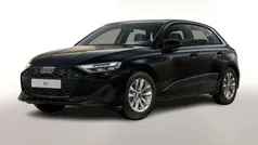 Brillantschwarz Neu 2025 Audi A3 Sportback Ambiente Limousine | 34.370 € (Guter Preis)