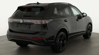 Gebraucht 2025 VW Tiguan R-line SUV | 53.184 € (Guter Preis)