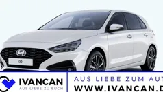 Weiß Neu 2025 Hyundai i30 Advantage Kombi | 27.590 € (Fairer Preis)