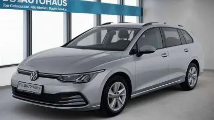 Gebraucht VW Golf VIII Life 116 PS (85 kW) 2023 Silber Kombi