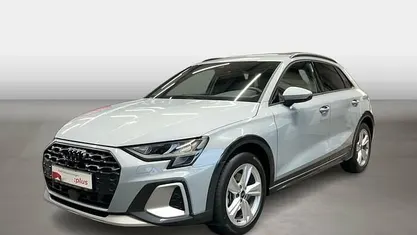 Usata Audi A3 Sport 150 CV (110 kW) 2025 Grigio Berlina